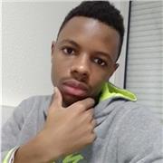 Je donne des cours de mathématiques aux élèves du lycée