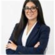 Imparto clases de Economía basándome en los conocimientos que he adquirido durante mi carrera universitaria