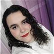 Soy estudiante de 2° de Bachillerato, se me dan bien asignaturas como lengua, matemáticas o economía.