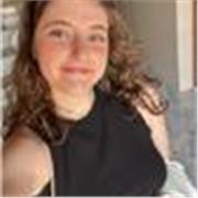 Graduada en filología inglesa y traducción por la universidad de Glasgow imparte clases de inglés online de todos los niveles