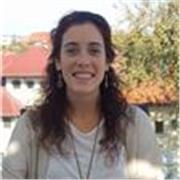 Madrelingua spagnola e laureata in lingua e letteratura spagnola