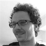 Licenciado en Humanidades con CAP por la Didáctica de la Filosofía y amplia experiencia de Editoriales educativas