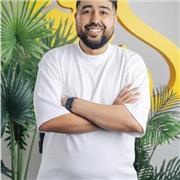 Professeur pédagogue prêt à vous aider à réussir !