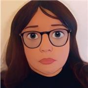 Fotografa e artista visuale, self-publishing libri fotografici.