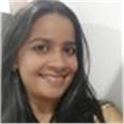 Enfermera ofrece clases de Biología y Ciencias Naturales