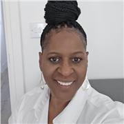 Calm, supportive life coach helping students and adults grow in confidence, focus and resilience.