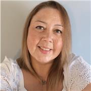 The coach who helps you find confidence, clarity, and a fresh sense of direction.