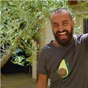 professeur de langue maternelle donne des cours d'italien