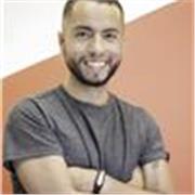 Profesor de Marketing y Growth con experiencia en comercio electrónico. Retail