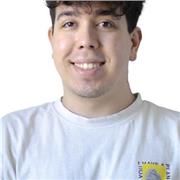 Graduado en Realización de Proyectos Audiovisuales y Espectáculos, con amplia experiencia como técnico audiovisual en eventos y plató, creación de contenido y por último experiencia como ayudante de operador de cámara.