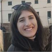 Insegno materie scientifiche e umanistiche a ragazzi di scuola media e superiore