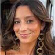 Hola!! Me llamo Gabriela, tengo 20 años y estudio Odontología, siempre me han encantado los idiomas, sobretodo el inglés! 