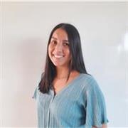 Profesora de Lengua y Literatura, especialista en comprensión lectora y producción de textos. 