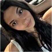 Salve, mi chiamo Emanuela e ho appena compiuto 21 anni di età. Ho un diploma in scienze umane.