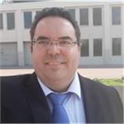 LLicenciat en ADE, dóna classes d' Economia i Emprenedoria, A alumnes d' ESO.
Classes personalitzades.
