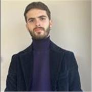 Laureato Magistrale in Filosofia del Mondo Contemporaneo