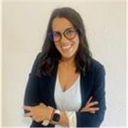 Profesora de Administración de Empresas e Inglés y Alemán con formación en ADE y Turismo. Imparto clases de forma online.
