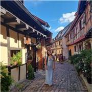 - Profesora de Educación Primaria e Infantil -
Te ayudo en lo que necesites.