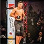 MMA, Grappling, Muay Thai : progressez avec un coach diplômé d'état (BPJEPS sport de contact) et ancien combattant professionnel d
