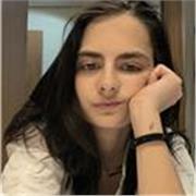 Profesora de lengua castellana y literatura, haciendo el máster de profesorado, puedo trabajar online y en persona