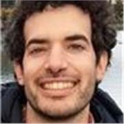 Ingeniero y graduado en comunicación da clases online de matemáticas y física para niveles de E.S.O y bachillerato