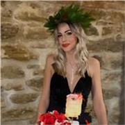 Dottoressa in Filosofia, offro la mia disponibilità per le seguenti materie: Filosofia, storia, italiano/letteratura italiana