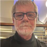 Experienced teacher of English who believes learning should be enjoyable