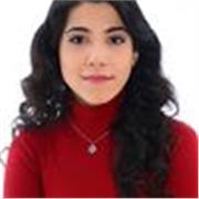 Mi sono laureata in Tv and Arti digitali e ho sette anni di esperienza nella fotografia come fotografa e insegnante