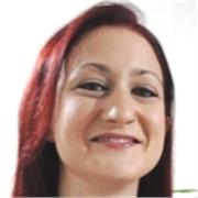 Insegnante qualificata veramente impegnata ad aiutare gli studenti