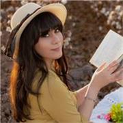 Maestra de Ciencias Sociales, con enfoque en modalidad virtual para jóvenes y adultos