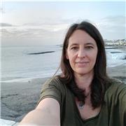 Educatrice professionale di prima infanzia, formata nel Metodo Montessori, con prima laurea in Media e Giornalismo