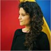 Graphic designer e illustratrice, offre lezioni sui principali software di grafica (Adobe). a Venezia o da remoto