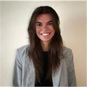Profesora de inglés titulada (C2) con años de experiencia, imparte clases de inglés online y presencial