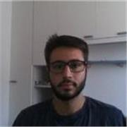 Studente universitario, parlo ucraino ,russo, italiano.Sono madre lingua italiano