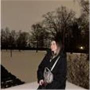 No tengo experiencia pero se me da bien explicar . A mis amigos o niños pequeños, de primaria. Me gustan las mates e idiomas.