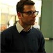 Professore con esperienza pluriennale, laureato in filosofia, specializzato in scienze filosofiche e in possesso di master