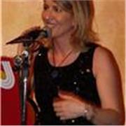 Lezioni di canto moderno - vocalcoach a Genova insegnante diplomata in Conservatorio, abilitata in canto, specialista in pedagogia