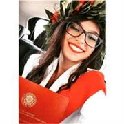 Sono laureata in scienze del servizio sociale, impartisco lezioni di diritto e ripetizioni per ragazzi di medie e superiori