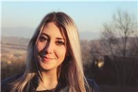 Laureanda in traduzione impartisce lezioni di inglese