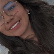 Soy una persona responsable, muy paciente con los niños. No me importa repetir una y otra vez el mismo tema. Solo tengo bachillera