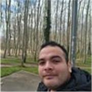 Soy una persona paciente dispuesto a enseñar, soy un estudiante recién egresado de administración de empresas.