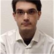 Profesor bilingüe apto para todos los niveles con ganas de estimular el aprendizaje de sus alumnos.