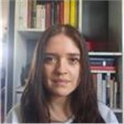 Profesora especialista en acompañamiento de escritura, técnicas de comprensión de lectura y reforzamiento general