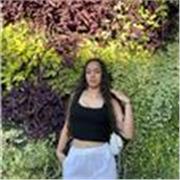 Tengo un nivel intermedio alto de ingles y .Me gustaria ayudar a vuestros hijos a divertise y aprender ingles de manera educativa