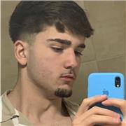 Alumno de 4 ESO con grandes notas elevadas en matemáticas y gran nivel para explicar estas