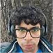 Profesor de física y matemática que brinda clases a primaria y ciclo basico de secundaria