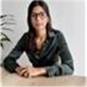 Profesora y traductora de francés, español, catalán e inglés. Imparto clases de idiomas y redacción