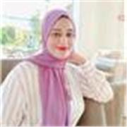 English tutor providing lessons to children of all ages