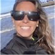 Profesora con 14 años de experiencia en el deporte y la actividad fisica, super entusiasta, exigente y cuidadosa con la salud. 