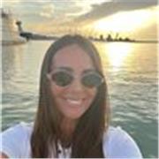 Insegnante d’italiano. Laureata in italiano e inglese con esperienza nel insegnamento sia bambini che adulti